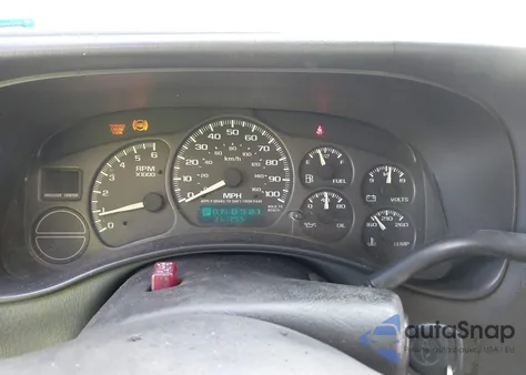 2002 Chevrolet Avalanche 1500 z USA, uszkodzony, nr VIN 3GNEK13TX2G143538